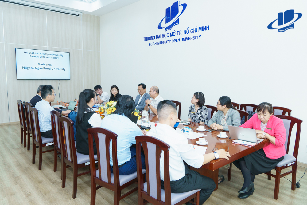 Trường Đại học Mở TP.HCM nghiên cứu dự án “Lai tạo giống nho và lê Nhật Bản” với Đại học Nông nghiệp và Thực phẩm Niigata (NAFU)