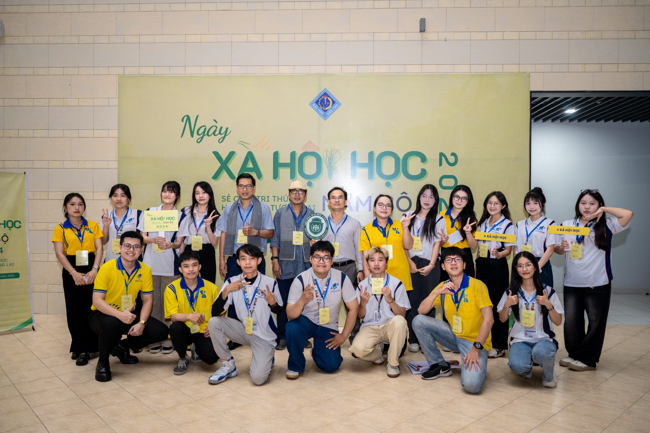 Giảng viên, sinh viên ngành Xã hội học trường Đại học Mở TP. Hồ Chí Minh tham gia Ngày Xã hội học Nam Bộ 2024 tại Trường Đại học Cần Thơ